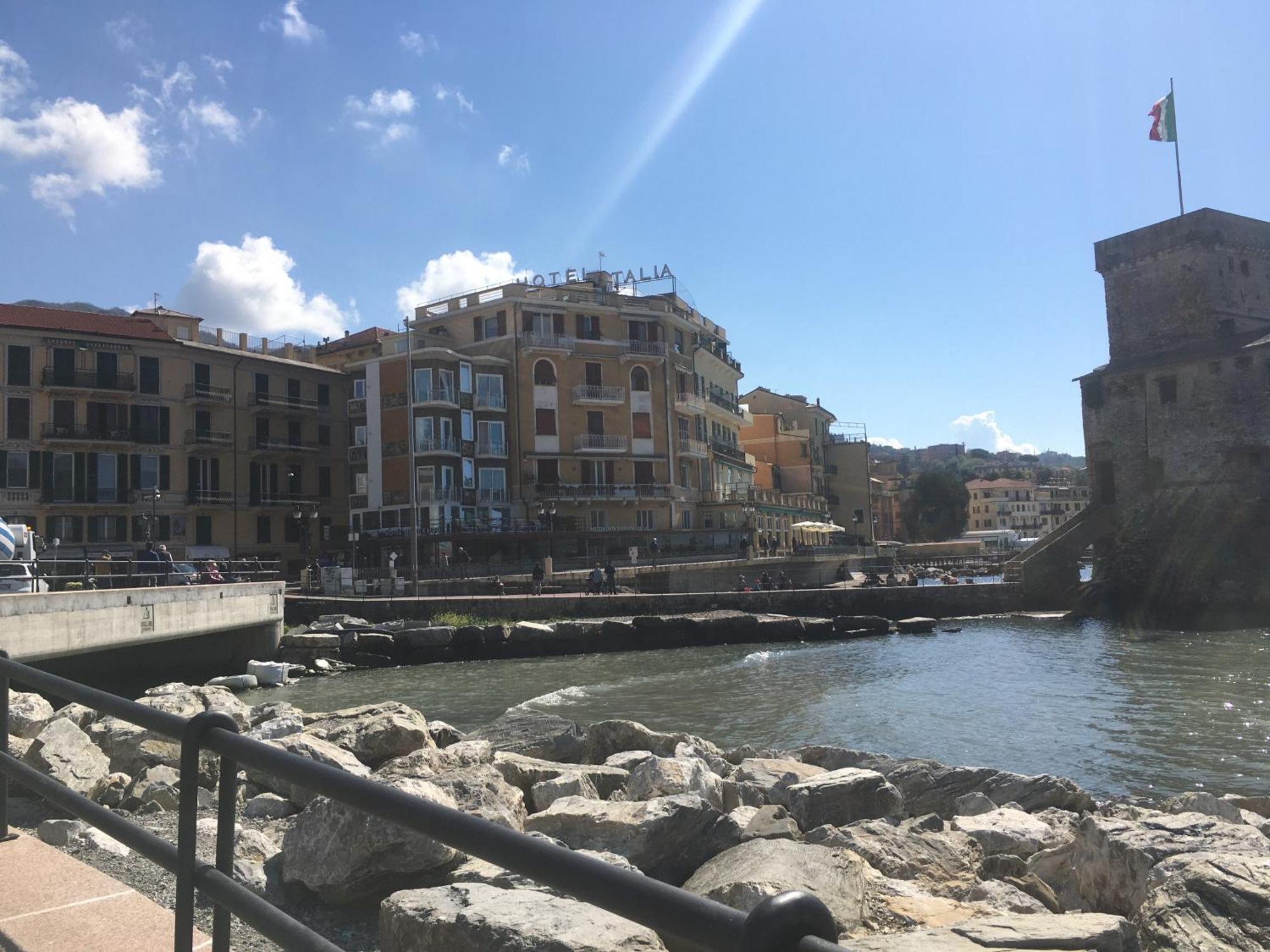 Near The Beach Rapallo Exterior photo